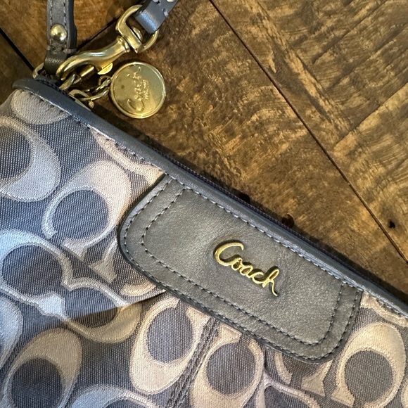 Coach Signature Canvas Wristlet With Leather Trim - Picture 2 of 7